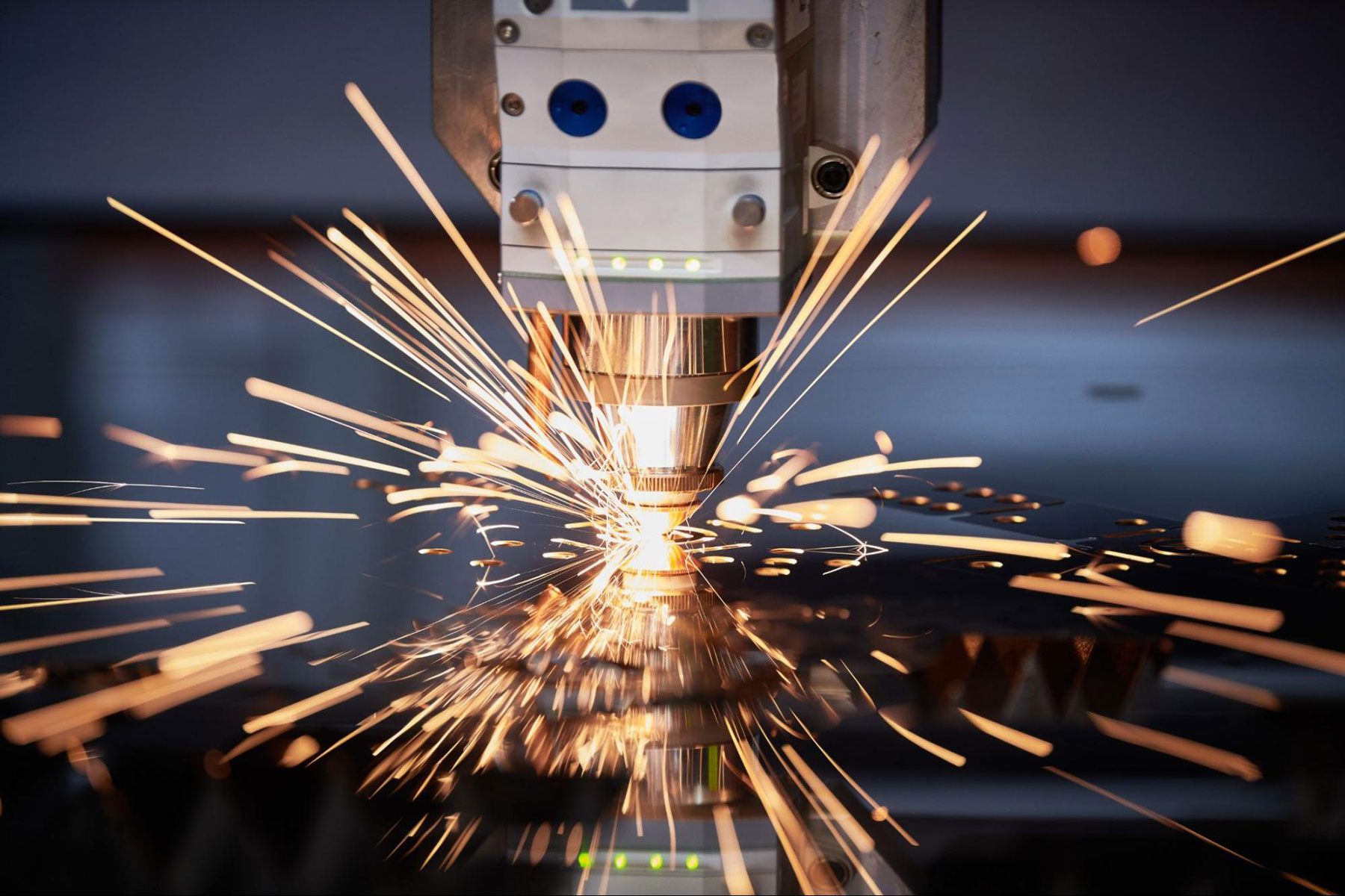 Fiber laser cutting industrial sheet metal